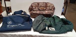 lot 630 image: 3 Travel Bags
