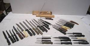 lot 645 image: Kitchen Knives