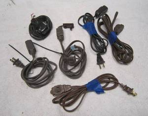 lot 731 image: 5 Brown 2-prong Extension Cords