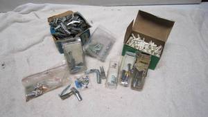lot 741 image: Assorted Wallboard Anchors