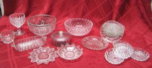 lot 751 image: Assorted Glassware