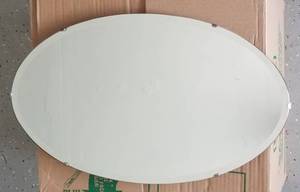 lot 170 image: VINTAGE OVAL MIRROR WITH WOOD MOUNT