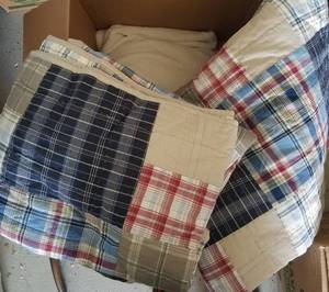 lot 167 image: LOT OF BLANKETS