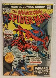 lot 7 image: VINTAGE AMAZING SPIDER-MAN MARVEL COMICS BOOK (JULY 1974 ISSUE)