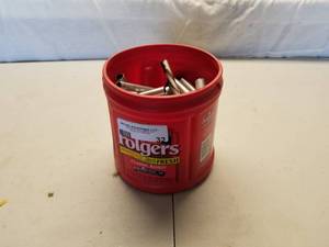 lot 32 image: Metal-Aluminum