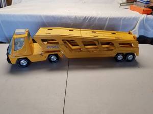 lot 90 image: Vintage Toys- Nylint