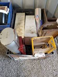lot 10 image: Vintage Toys- Ertl and Nylint