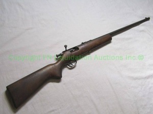 lot 382 image: Savage arms Stevens model 15, .22 caliber short, long or long rifle