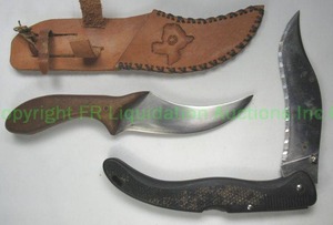 lot 272 image: Cold Steel Vaquero lock blade knife and custom crafted Texas knife with sheath