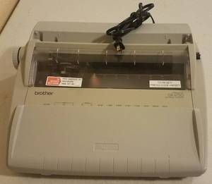 lot 18 image: BROTHER CORRECTRONIC GX-6750 ELECTRONIC TYPEWRITER