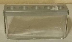 lot 32 image: PARTY LITE TEALIGHT HOLDER (12 W x 6 H)