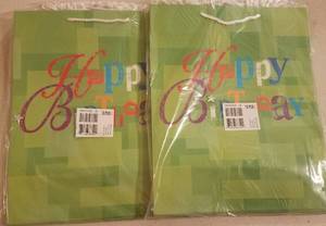 lot 57 image: NEW PACKS OF LARGE SIZE GIFT BAGS (6 PER PACK)