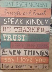 lot 83 image: LARGE SIZE WALL DECOR FRAME (19.75 W x 27.5 H)