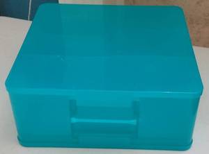 lot 97 image: CRAFT DOUBLE-SIDED STORAGE CONTAINER (FOR 12 X 12 PAPER AND ACCESSORIES)
