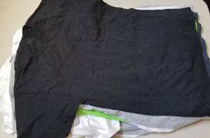 lot 109 image: BRAND NEW T-SHIRTS (LOT OF 24)