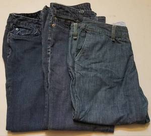 lot 141 image: LOT OF 3 DENIM PANTS