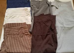 lot 143 image: LOT OF 6 DRESSY PANTS  CAPRIS