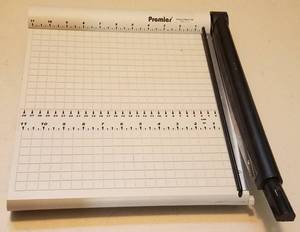 lot 185 image: PREMIER PAPER CUTTER