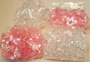lot 195 image: LOT OF 4 BAGS OF ACRYLIC DECOR PIECES