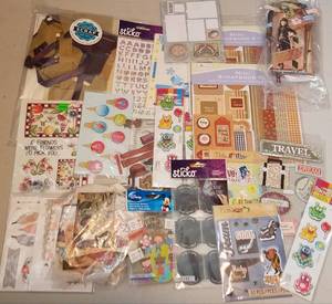 lot 198 image: LOT OF ASSORTED SCRAPBOOKING ITEMS