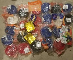 lot 230 image: LOT OF CREPE PAPER STREAMERS (NEW IN PACKAGES)