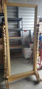 lot 243 image: VINTAGE FRENCH PROVINCIAL STYLE FULL-BODY-SIZE MIRROR