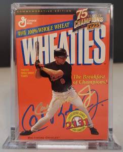 lot 324 image: WHEATIES 75 COLLECTIBLES CAL RIPKEN 24K GOLD SIGNATURE BOX IN ACRYLIC CASE