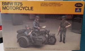 lot 368 image: VINTAGE TESTERS BMW R75 MOTORCYCLE MODEL IN UNOPENED BOX