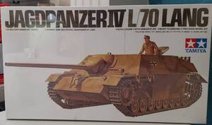 lot 369 image: VINTAGE GERMAN TANK DESTROYER MODEL IN UNOPENED BOX