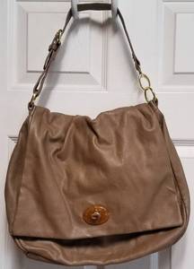 lot 124 image: HAND BAG  PURSE