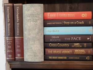 lot 66 image: Storage Book Box, 2 Encyclopedias & 7 Other Books