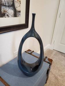 lot 123 image: Unique Dark Blue Ceramic Vase