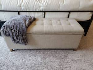 lot 174 image: Upholstered Storage Bench & Grey Throw