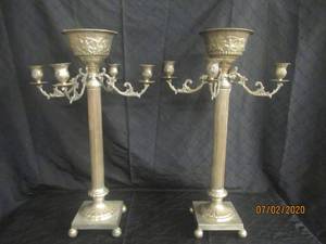 lot 4 image: DUO ANTIQUE SILVER&nbsp 30 HEIGHT 4 ARM CANDELABRA CANDLE HOLDER WITH CENTER TOP FLOWER BOWL&nbsp FLOOR STANDING OR TABLE TOP&nbsp