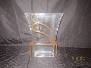 lot 24 image: METAL FRAMED GLASS VASE MADE IN POLAND&nbsp16 HEIGHT 12 LENGTH&nbsp