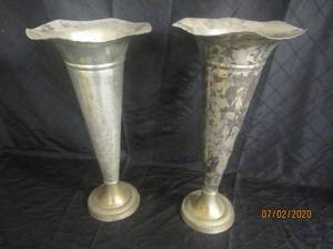 lot 26 image: DUO ANTIQUE SILVER TRUMPET VASES WITH&nbsp SCALLOPED RIM&nbsp20 HEIGHT&nbsp 10 DIAM