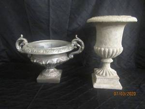 lot 88 image: 15 HEIGHT&nbsp CLASSICAL URN &amp&nbsp 9 HEIGHT ROUND PEDESTAL BOWL PLANTER INDOOR OUT DOOR&nbsp