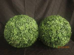 lot 95 image: DUO&nbsp LARGE ARTIFICIAL PLANT BALL TREE&nbsp