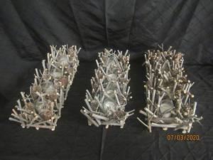 lot 119 image: TOTAL OF 3 DRIFTWOOD &amp ACORN&nbsp VOTIVE CANDLE HOLDER TABLETOP DECOR&nbsp19&nbsp L X 7 W
