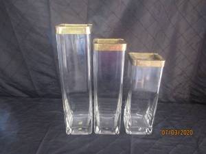 lot 148 image: &nbspSQUARE BLOCK GLASS TRIO SET VASES WITH GOLD RIM16H ,14 H , 12 H&nbsp