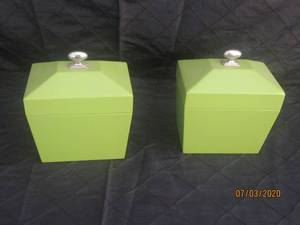lot 167 image: DUO GLOBAL VIEW LIME GREEN LIDDED DECORATIVE BOXES&nbsp