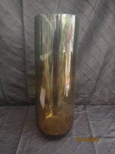 lot 235 image: AMBER OMBRE 20 HEIGHT GLASS VASE&nbsp