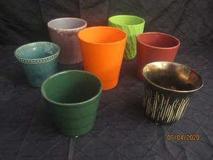 lot 238 image: TOTAL OF 7 ASSORTED CERAMIC PLANTERS&nbspSEE PICS&nbsp