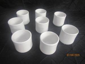 lot 265 image: TOTAL OF 8 WHITE CYLINDER CERAMIC VASES&nbsp&nbsp3 X 3&nbsp