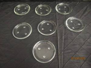 lot 269 image: TOTAL OF 7 PILLAR PLATES&nbsp&nbsp4 DIAM