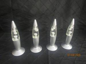 lot 271 image: TOTAL OF 4 MINI&nbsp LAVA DESK LAMPS 7 12 HBATTERY OPERATED&nbsp