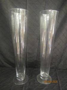 lot 324 image: DUO CLEAR PILSNER&nbsp VASE&nbsp25 HEIGHT&nbsp&nbsp5.25 DIAM&nbsp