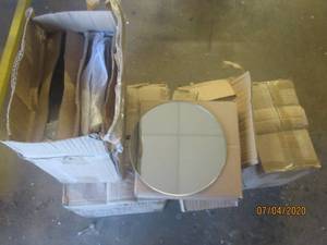 lot 349 image: GENEROUS AMOUNT OF 8 DIAMETER ROUND BASE CENTERPIECE TABLE MIRRORS&nbsp