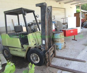 lot 1 image: Clark GPS22 Forklift