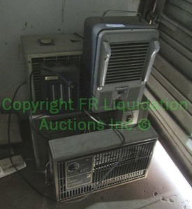 lot 15 image: Assorted space heaters and a box fan